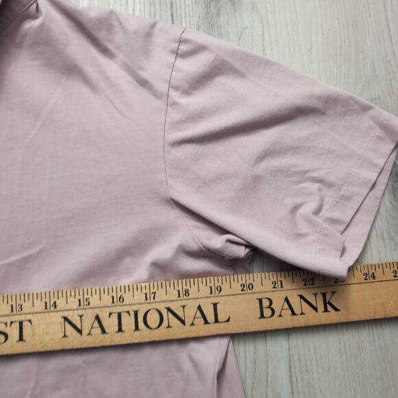 UNIQLO AIRism Shirt Mens size Medium pink Short Sleeve Button Shirt - Picture 3 of 3